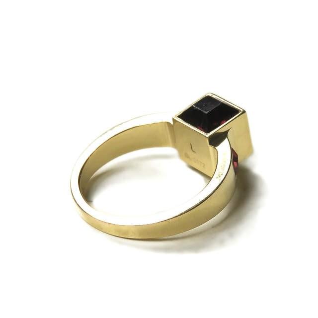 ルイ・ヴィトン LOUIS VUITTON バークギャンブルリング GL0172 13号 ゴールド ダイス カラーストーン 指輪 アクセサリー |  | 01