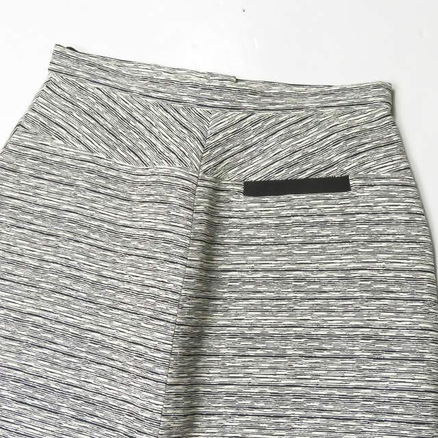 カルヴェン CARVEN ハンガリー製 ジャガードハイウエストスリットスカート 150J08 38 ホワイト ハイウエスト ボトムス |  | 06