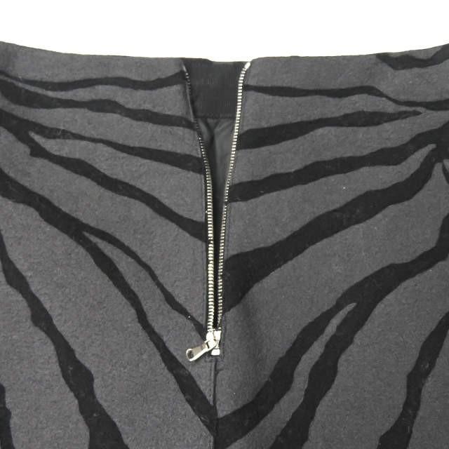 カルヴェン CARVEN ウールゼブラパターン台形スカート 125J71 42 グレー/ブラック ハイウエスト 切り替え ボトムス |  | 03