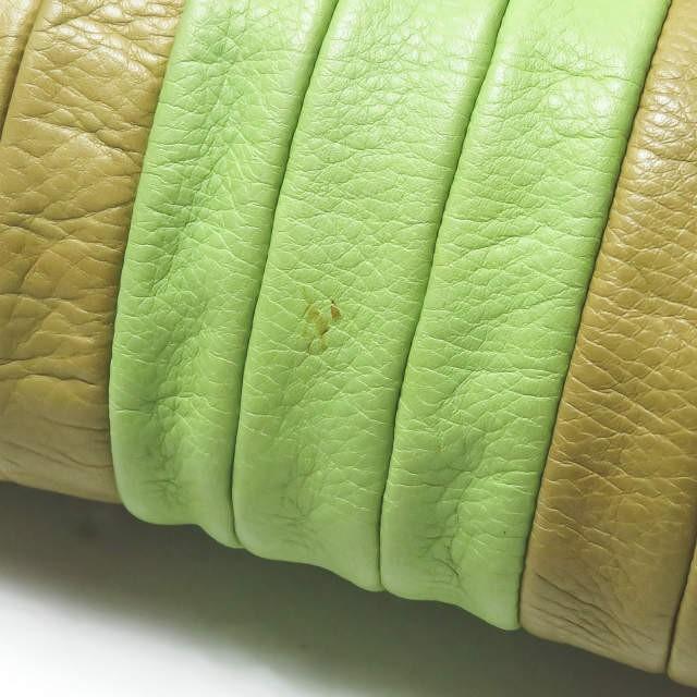 フェンディ FENDI イタリア製 イントレチャートレザーハンドバッグ 8BR425 グリーン カバン |  | 08