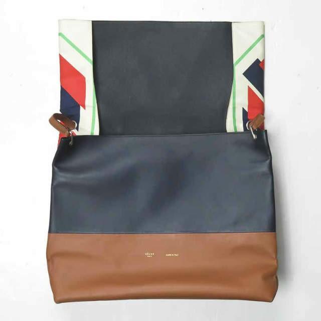 セリーヌ CELINE イタリア製 ALL SOFT FOULARD オールソフト テキスタイル キャメル/ネイビー ワンショルダー トートバッグ バイカラー カバン |  | 07