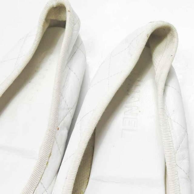 グッチ GUCCI イタリア製 ココマーク バレエシューズ 38(25cm) ホワイト キルティング カンボン フラット シューズ |  | 04