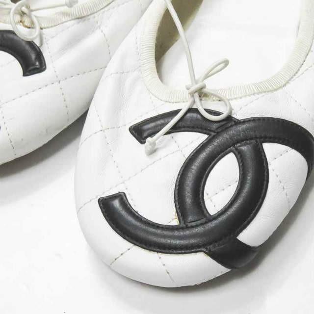 グッチ GUCCI イタリア製 ココマーク バレエシューズ 38(25cm) ホワイト キルティング カンボン フラット シューズ |  | 06