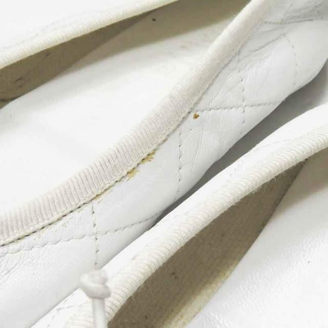 グッチ GUCCI イタリア製 ココマーク バレエシューズ 38(25cm) ホワイト キルティング カンボン フラット シューズ |  | 09