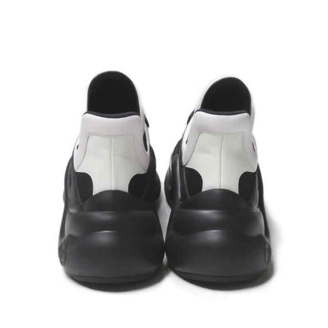 ルイ・ヴィトン LOUIS VUITTON イタリア製 LV ARCHLIGHT SNEAKER  アークライトスニーカー GO 0158 40(26cm) ホワイト/ブラック スニーカー |  | 02