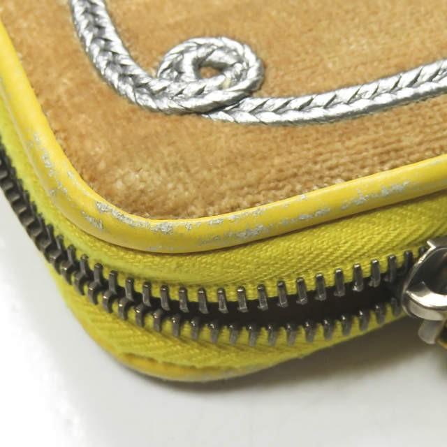 ボッテガヴェネタ BOTTEGA VENETA イタリア製 ベロアレザーコンビ ラウンドジップロングウォレット 114076 V6381 9871 イエロー/ブラウン 長財布 |  | 10