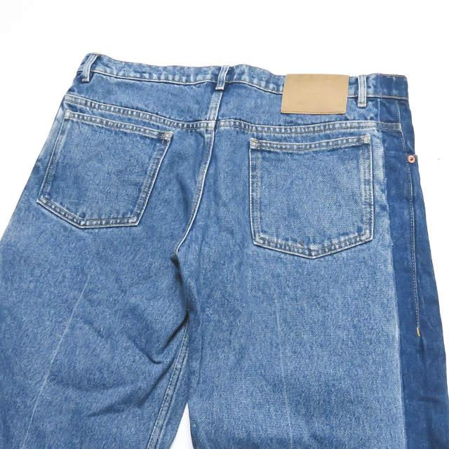 在庫僅少】 バレンシアガ 牛革パッチ ロゴ入り コーデュロイ