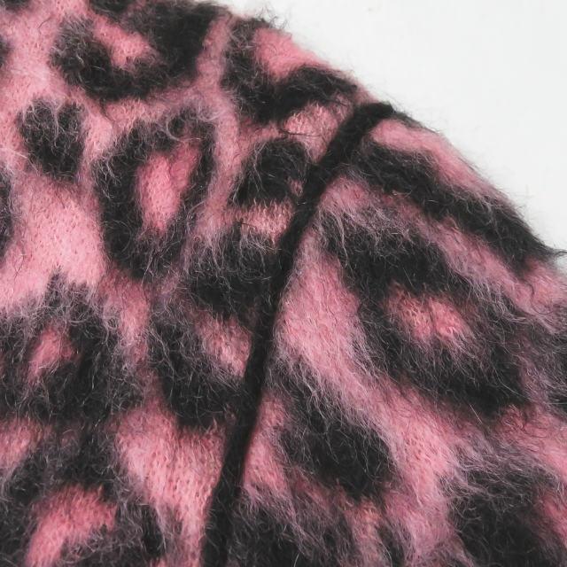 セリーヌ CELINE イタリア製 モヘアレオパードタートルネックニット 2 3Z89 5637 XS ピンク セーター 長袖 プルオーバー フィービー・ファイロ |  | 04