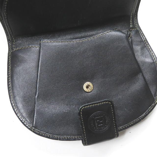 フェンディ FENDI ?ペカン 二つ折り財布 2804-1223 ブラック ストライプ PVC レザー |  | 04