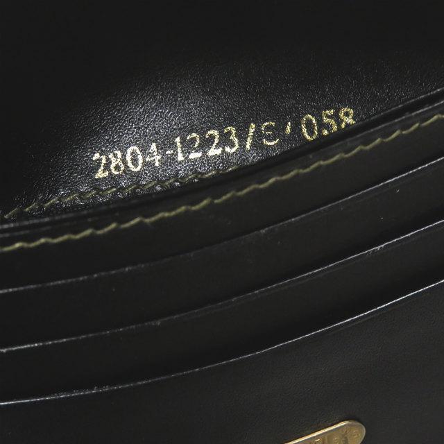 フェンディ FENDI ?ペカン 二つ折り財布 2804-1223 ブラック ストライプ PVC レザー |  | 06