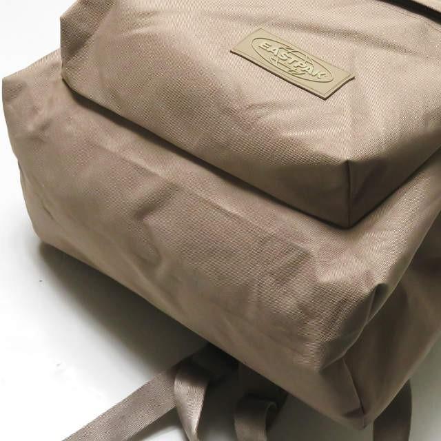 EASTPAK ベージュ 16L リュック イーストパック EASTPAK PADDED PAK'R パデッドパッカー EK62077
