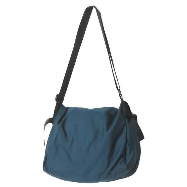 ビービーシー BBC Big Bag Company アメリカ製 リフレクターナイロンショルダーバッグ ネイビー カバン |  | 01