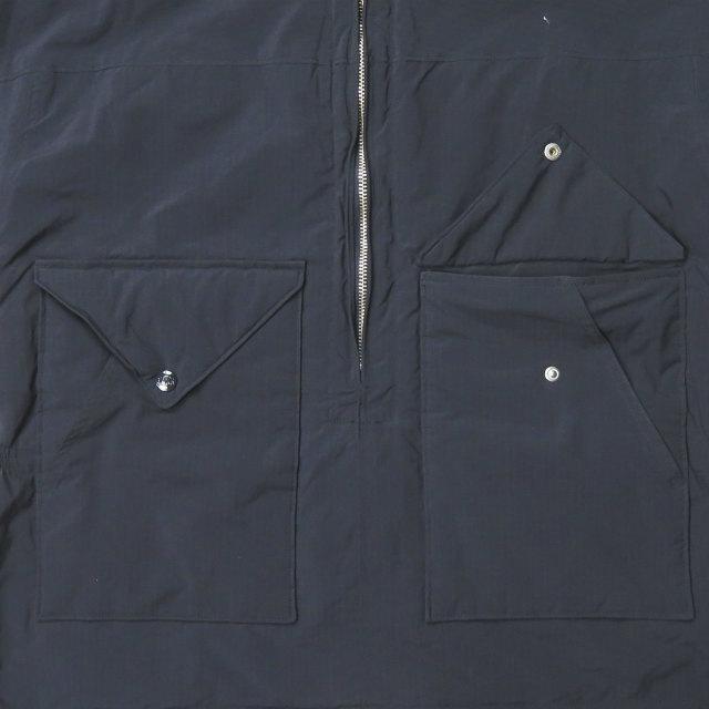 ネセサリーオアアンネセサリー Necessary or unnecessary 日本製 VELO HOODED 中綿アノラックパーカー 90011203 3(L) ネイビー ナイロン プルオーバー |  | 04