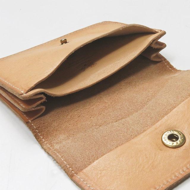 イルビゾンテ IL BISONTE イタリア製 レザーカードケース ライトブラウン 二つ折り 名刺入れ |  | 03