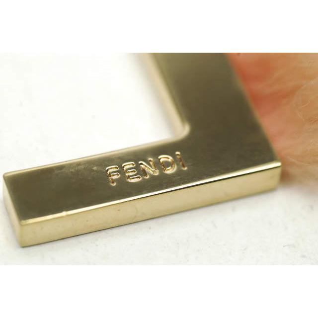 新品 FENDI フェンディ イタリア製 ABCLICK L オレンジファー付きペンダント 7ARLELVHLF07N3 ゴールド ミンク バッグチャーム mm7113 |  | 05