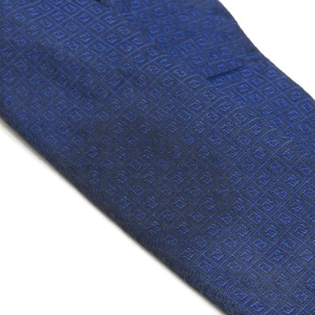 FENDI フェンディ イタリア製 FFロゴ ズッカ柄 シルクネクタイ ネイビー 総柄 |  | 03