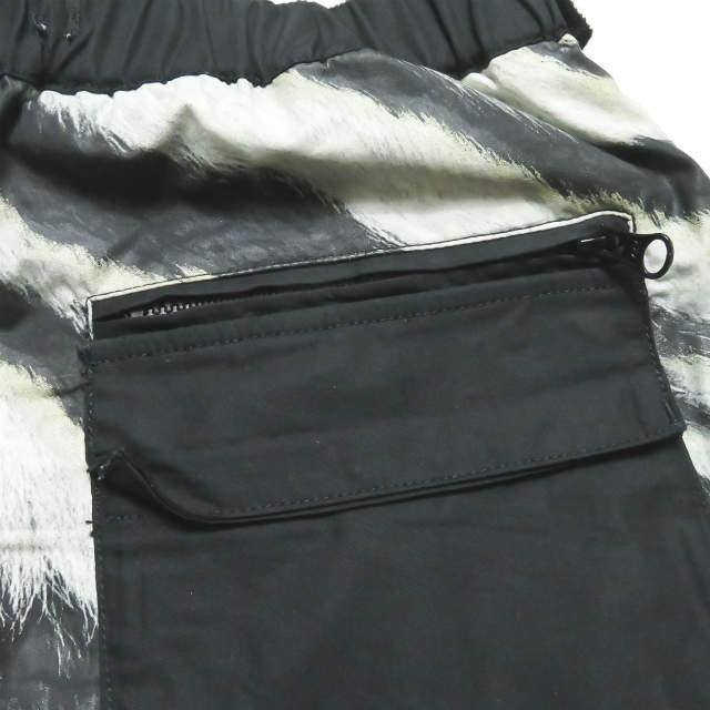 STONE  ホワイトタイガー　18AW STONE ISLAND ストーンアイランド 18AW WHITE TIGER CAMO 50