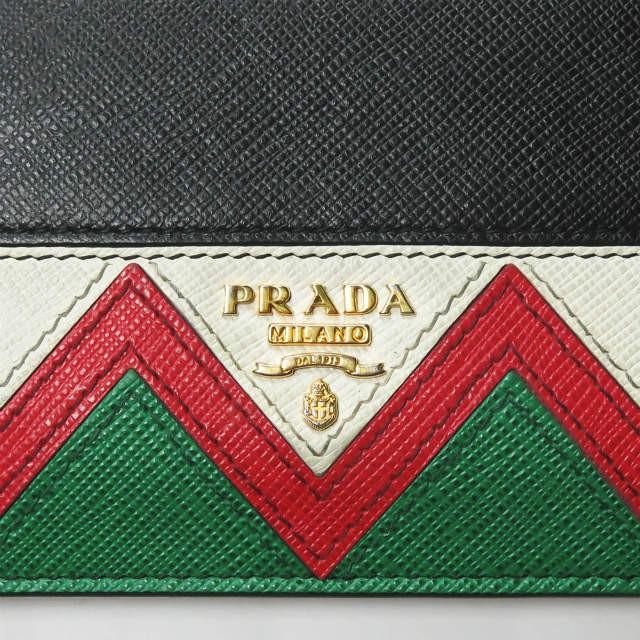 プラダ PRADA イタリア製 サフィアーノレザー 二つ折り財布 1MV204 NERO/ROSSO グリークキー ウォレット 型押し ブラック ユニセックス |  | 02