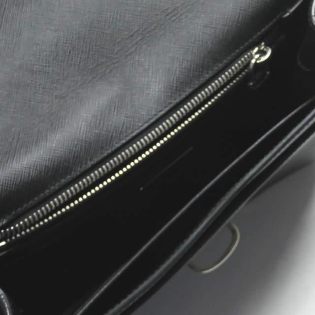 PRADA プラダ SAFFIANO TRAVEL サフィアーノレザー バイカラークラッチバッグ VR092M 9Z2 F0I47 ネイビー/ブラック カバン ☆☆mm8538 |  | 08
