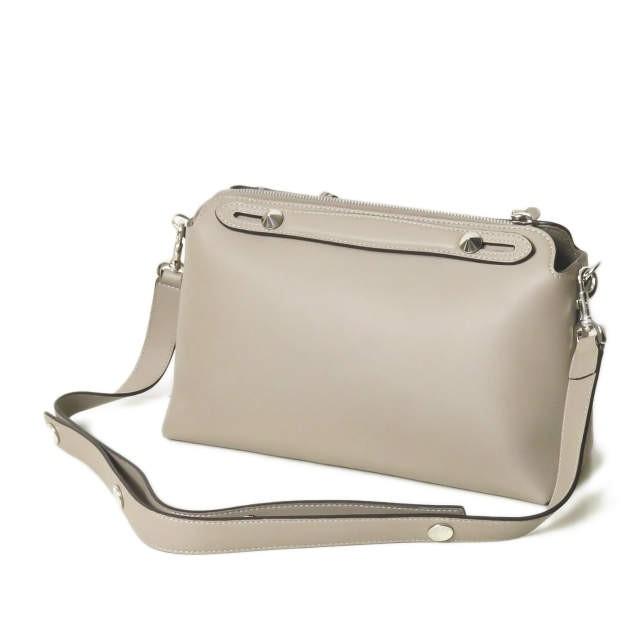 フェンディ FENDI イタリア製 BY THE WAY バイザウェイ 8BL124-1D5 188-0059 TAUPE 2WAY ショルダー ハンド ボストンバッグ カバン |  | 01