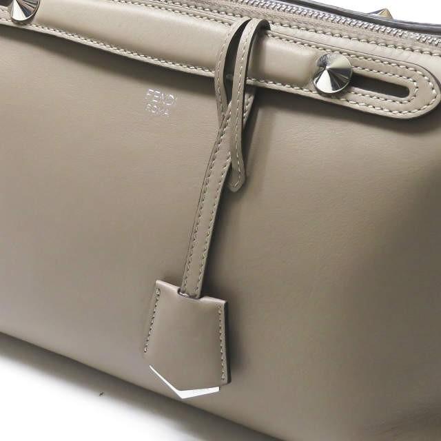 フェンディ FENDI イタリア製 BY THE WAY バイザウェイ 8BL124-1D5 188-0059 TAUPE 2WAY ショルダー ハンド ボストンバッグ カバン |  | 06