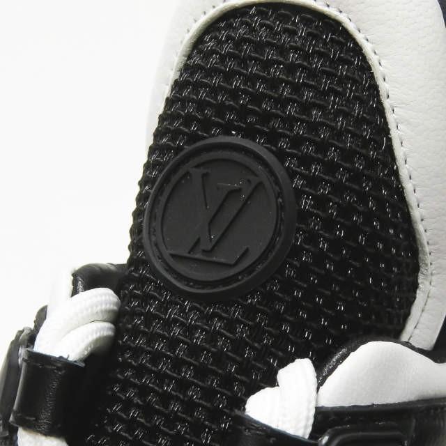 【極美品】ルイヴィトン　アークライト　スニーカー　LV ブラック　モノグラム ルイヴィトン LOUISVUITTON LV ARCHLIGHT SNEAKER アークライト