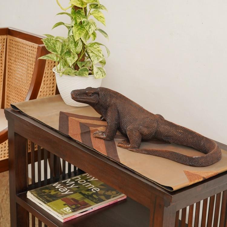 アジアン雑貨 バリ 木彫り 動物 オブジェ 木彫りのコモド アジアン雑貨 バリ 木彫り 動物 オブジェ 木彫りのコモド