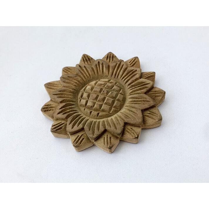 ウッドカービング 壁面 インテリア 壁飾り レリーフ 建材 木製 チーク 天然木 無垢材 アジアン雑貨 浮き彫り おしゃれ ナチュラル 花型 9 |  | 02