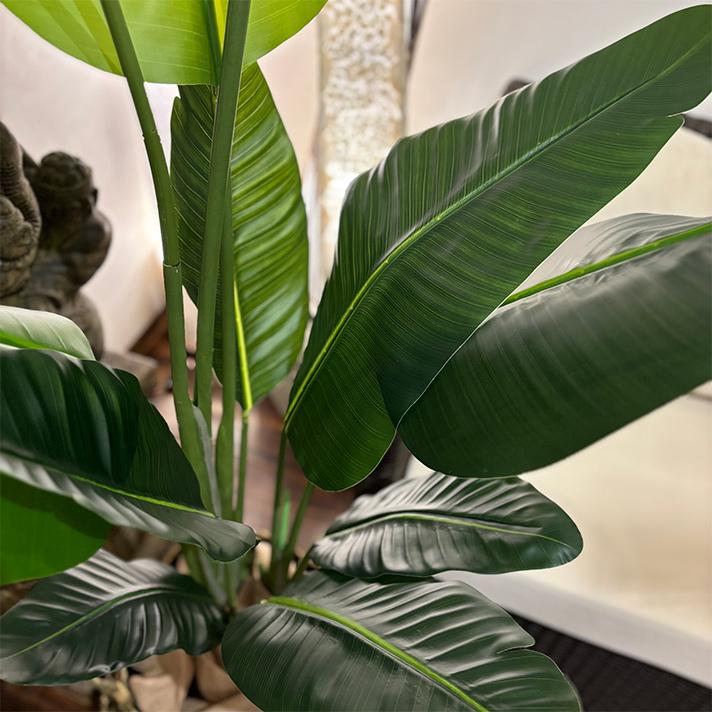 フェイクグリーン 大型 オーガスタ 観葉植物 鉢付き リーフ インテリアグリーン 人工樹木 アーティフィシャルグリーン おしゃれ ポット 人工観葉植物 屋外 180cmの画像