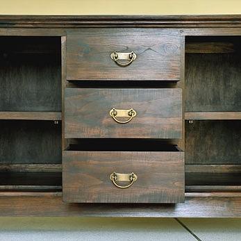 【ヴィンテージ・キャビネット】40X56X58 赤花と鳥の装飾箪笥　アジアン家具 ヴィンテージ・キャビネット】40X56X58 赤花と鳥の装飾箪笥