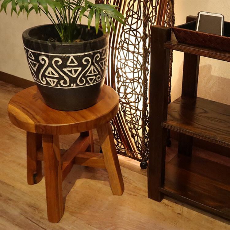 オールドチーク スツール おしゃれ 木製 無垢材 アジアン家具 バリ インテリア 腰掛け椅子 丸椅子 玄関 Wl 5 アジアンインテリア ループ 通販 Yahoo ショッピング