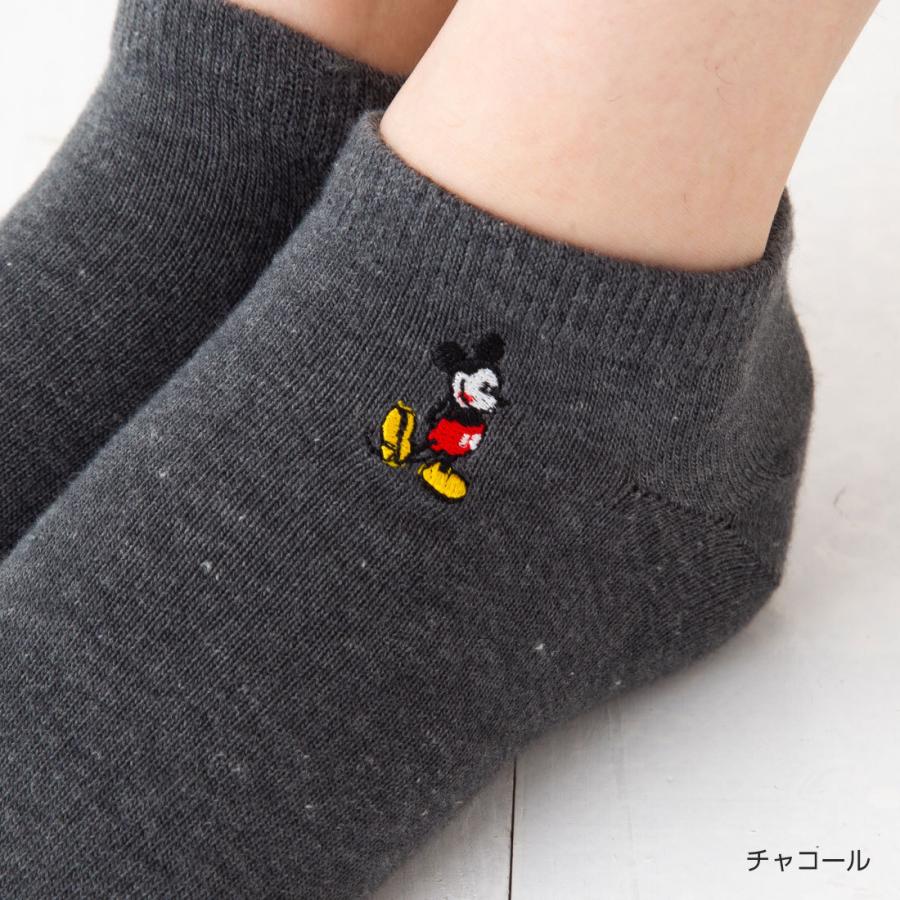 Disney スニーカーソックス ミッキー刺繍 (黒 白 チャコール)(23
