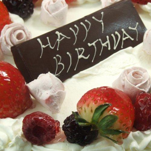 リースのような生デコレーション　ラズベリー味のバラ　お誕生日、記念日に最適 |  | 01