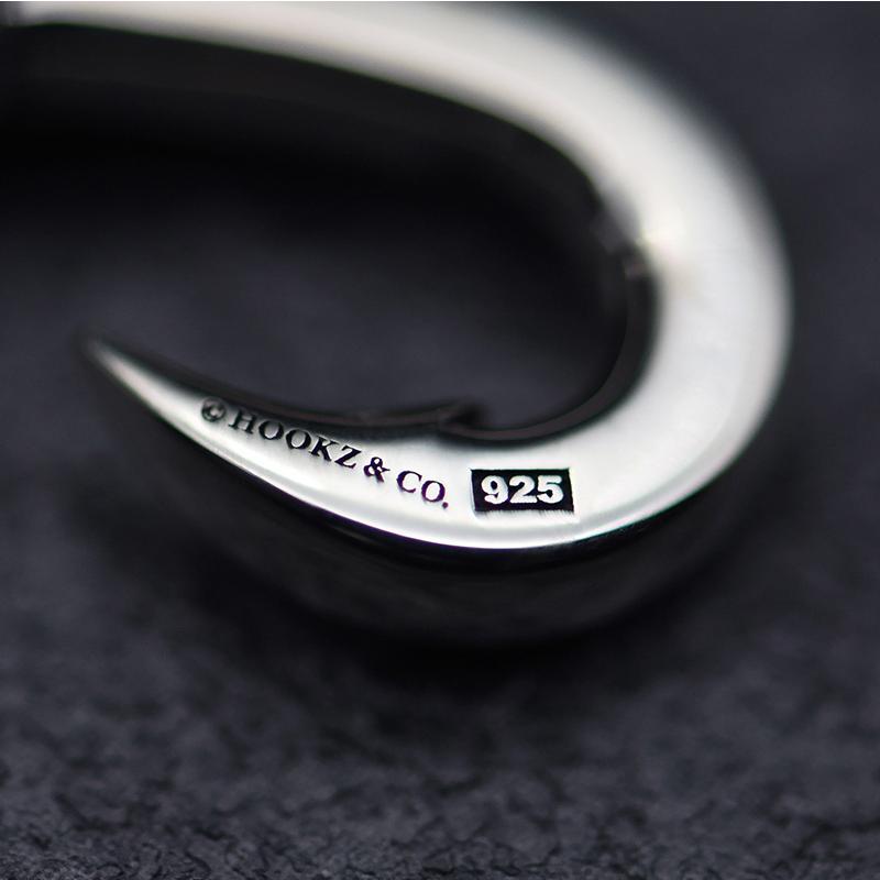 HOOKZ 釣り針 タイニーネックレス シルバー925 小さな フィッシュフック ネックレス/シルバーアクセサリーブランド 日本製の画像