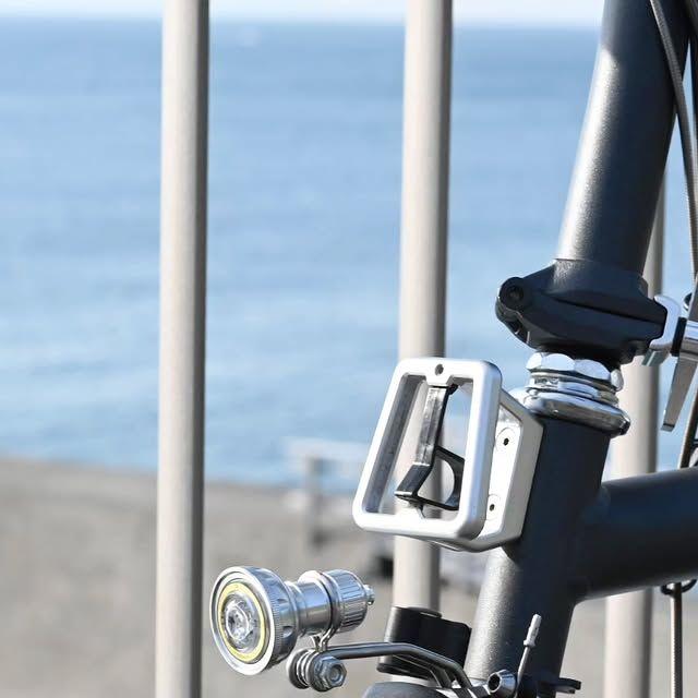 KILEY (キーレイ） ビンテージライト V3 フロント用シルバー