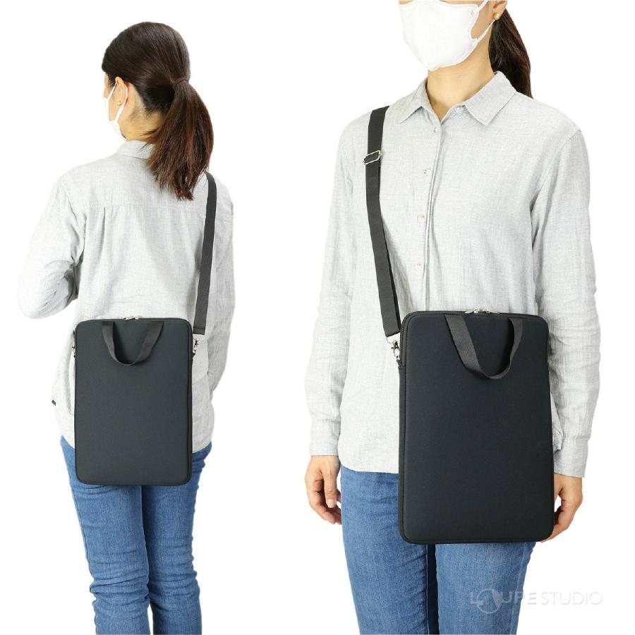 COACH タブレットケース　ショルダーストラップ付き COACH タブレットケース ショルダーストラップ付き