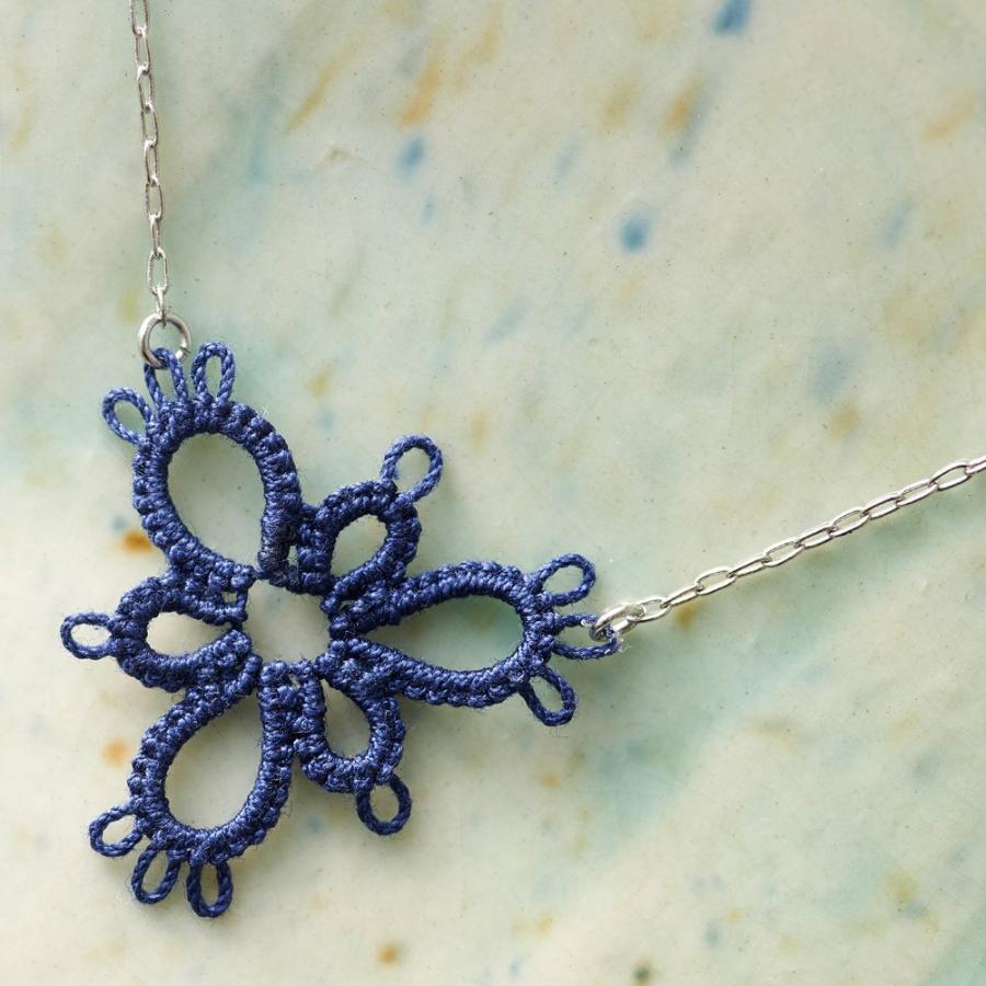 手芸キット 初心者 ハンドメイド 手作りキット 簡単 編物 編み物 今日からはじめる 大人のタティング 三つ葉のネックレス Clover クロバー か Clv 1557 ルーペスタジオ 通販 Yahoo ショッピング