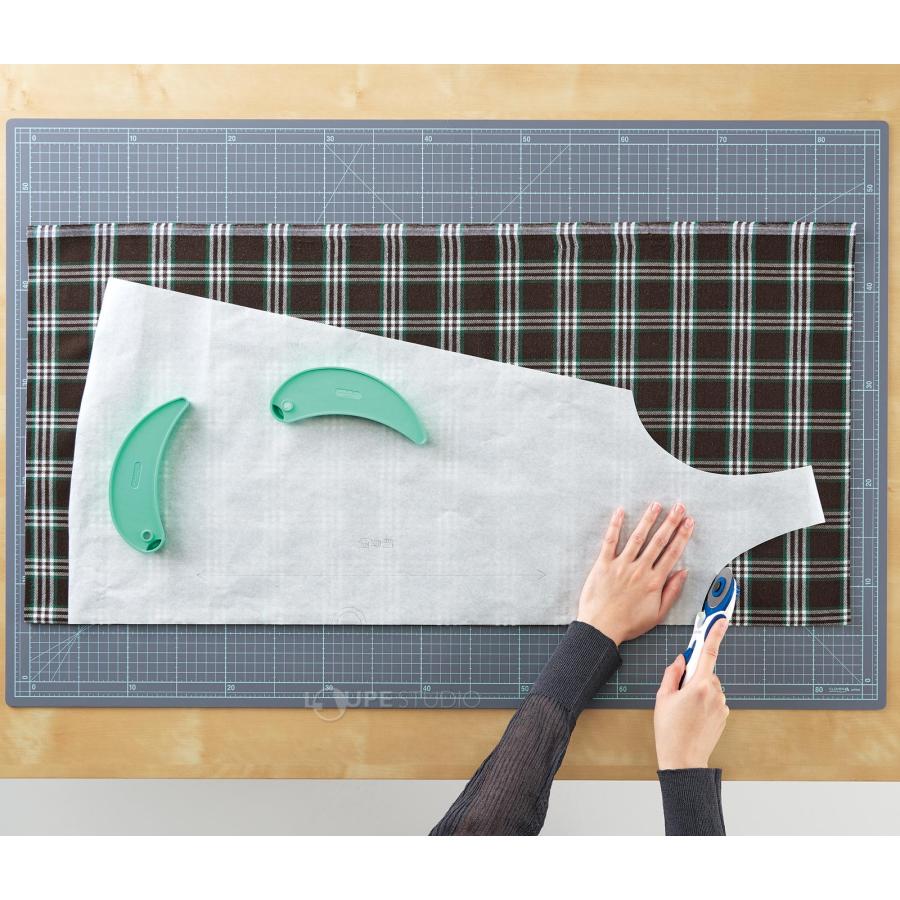 カッティングマットe A1 90×60cm 1cm方眼 折りたたみ 洋裁 手芸 カッティングマットe A1 90×60cm 1cm方眼 折りたたみ 洋裁 手芸