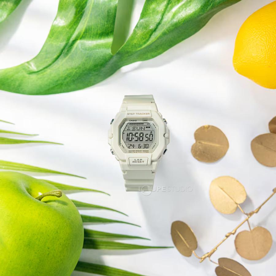 カシオ 腕時計 スポーツウォッチ 歩数計 LEDライト付き 10気圧防水 LWS-2200H CASIO ウォーキング ランニング マラソン おしゃれの画像