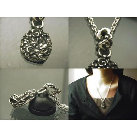 シルバーアクセサリー】雲龍鏡ペンダントトップ【和柄ペンダント