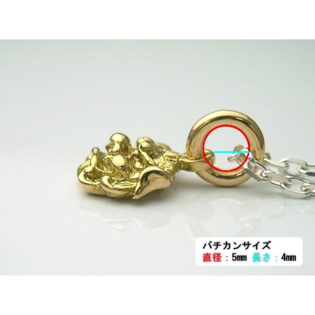 【シルバーアクセサリー ラブクラフト】１８金製の唐獅子ペンダントトップ 【和柄ペンダント】の画像