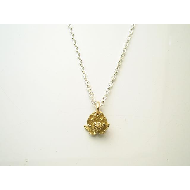 【シルバーアクセサリー ラブクラフト】１８金製の大輪蓮花ペンダントトップ 【和柄ペンダント】の画像