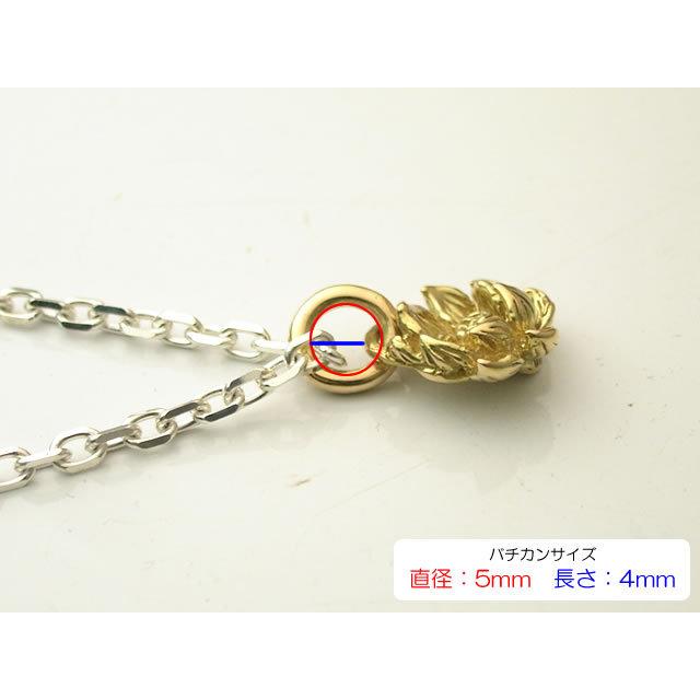 【シルバーアクセサリー ラブクラフト】１８金製の大輪蓮花ペンダントトップ 【和柄ペンダント】の画像
