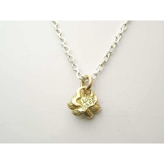 【シルバーアクセサリー ラブクラフト】１８金製の大輪蓮花ペンダントトップ 【和柄ペンダント】の画像