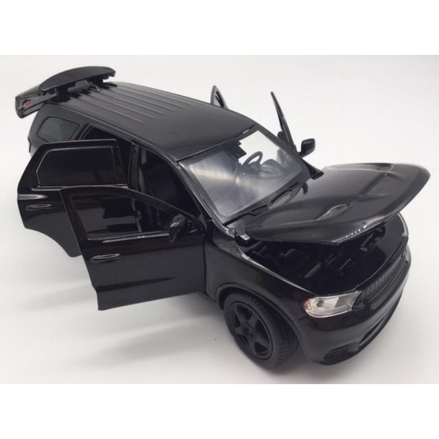 1/32 ダッジ デュランゴ SRT 2020 黒 ヘッドライト＆テールライト点灯