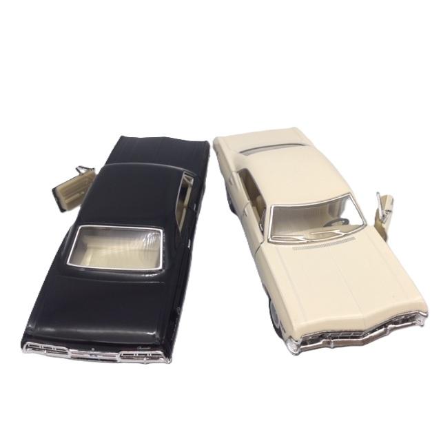 KinSMART ミニカー お得な4色コンプリートセット 1/43 1967 シボレー