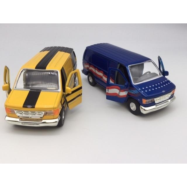 4色コンプリートセット 1/43 フォード エコノライン E350 カーゴバン