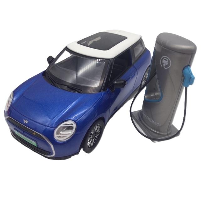 MINI（ミニ） ミニカー メタリックブルー 1/28 ミニクーパー SE EV