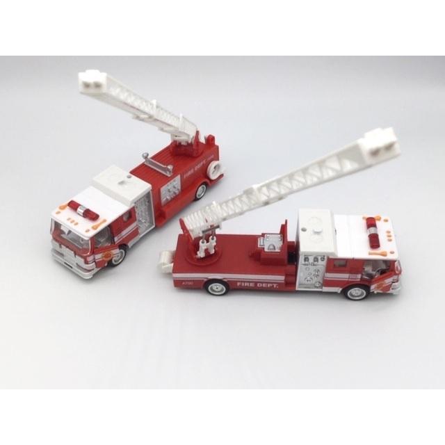 アメリカン消防車 お得な2台セット 赤 サイレン音 パトライト
