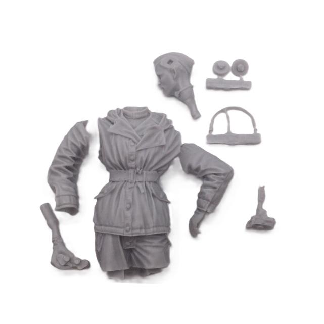 1/16 ドイツ軍 戦車兵 秋冬仕様 半身 1体 T221 未塗装＆未組み立て